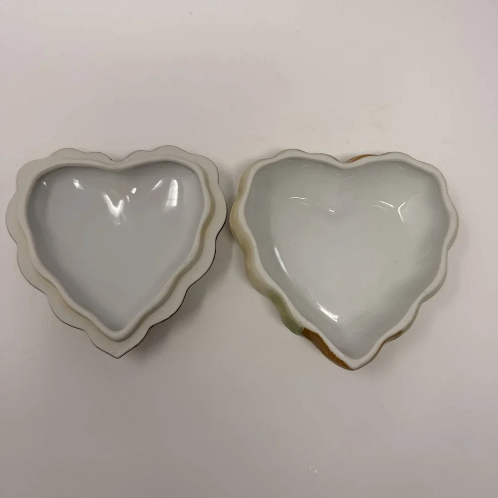 Vtg R.S. Suhl Heart Porcelain Trinket Box Floral Jewelry Dish Japan‎ 4.5